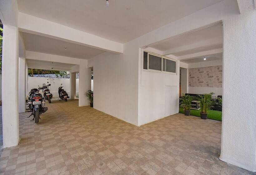 Отель Fab Fortune Suites