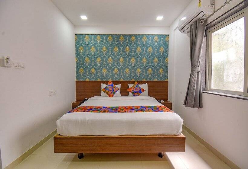 Отель Fab Fortune Suites