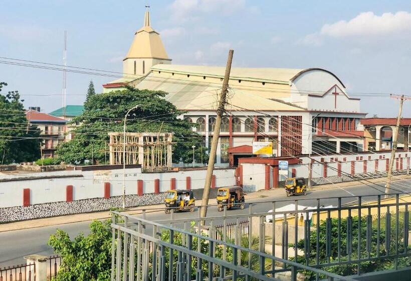 هتل Grace Lodge Onitsha