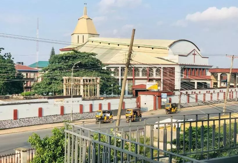هتل Grace Lodge Onitsha