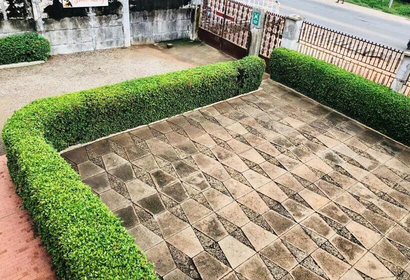 هتل Grace Lodge Onitsha