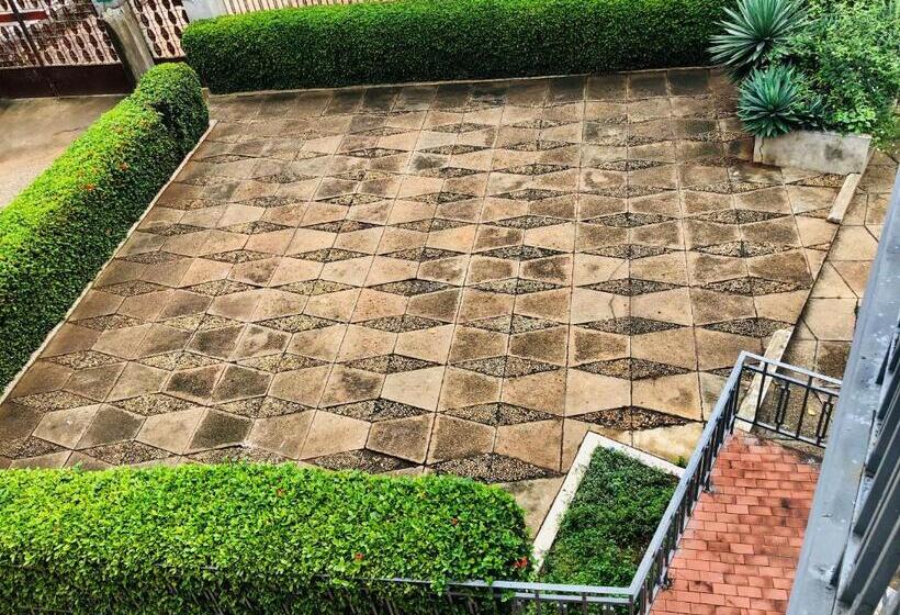 هتل Grace Lodge Onitsha