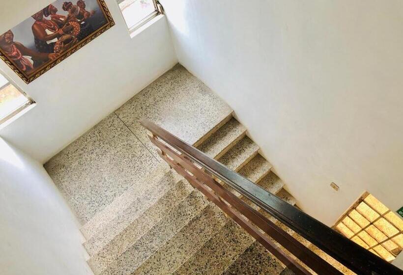 هتل Grace Lodge Onitsha