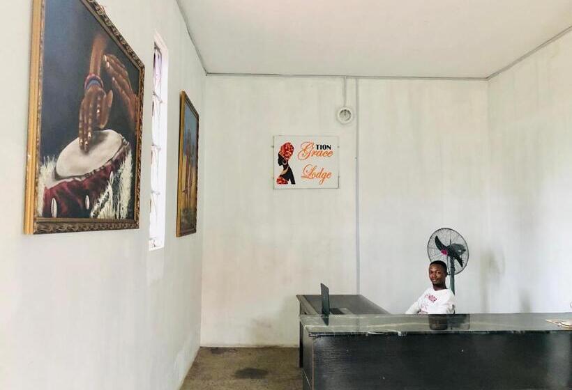 هتل Grace Lodge Onitsha