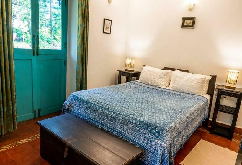 בית מלון כפרי Island House Goa