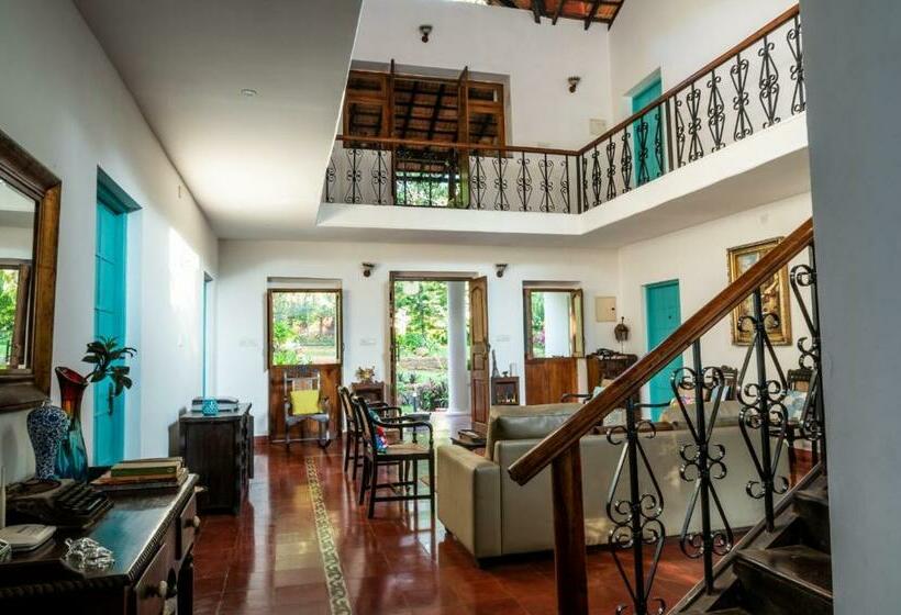 בית מלון כפרי Island House Goa