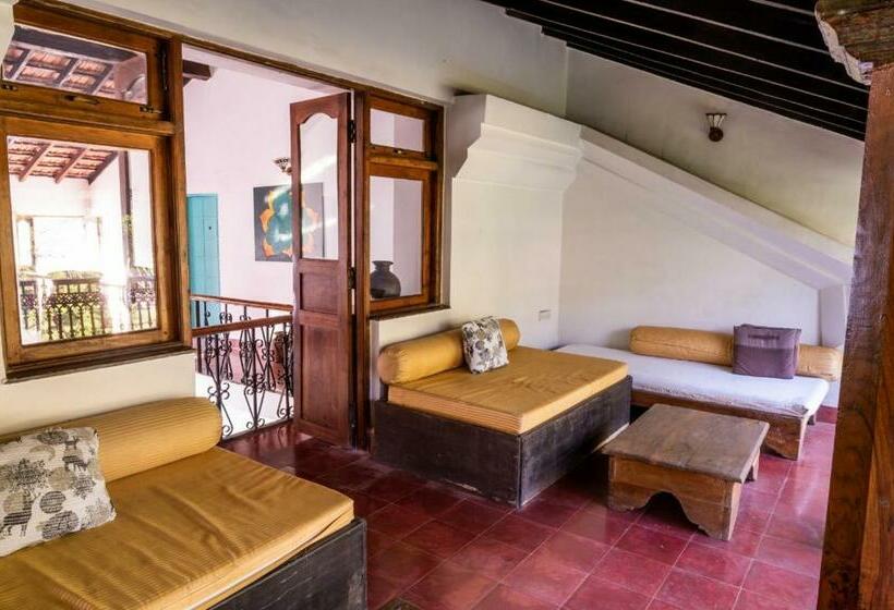 בית מלון כפרי Island House Goa