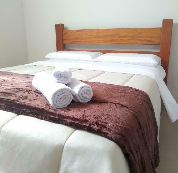 Hotel Santiago Palace