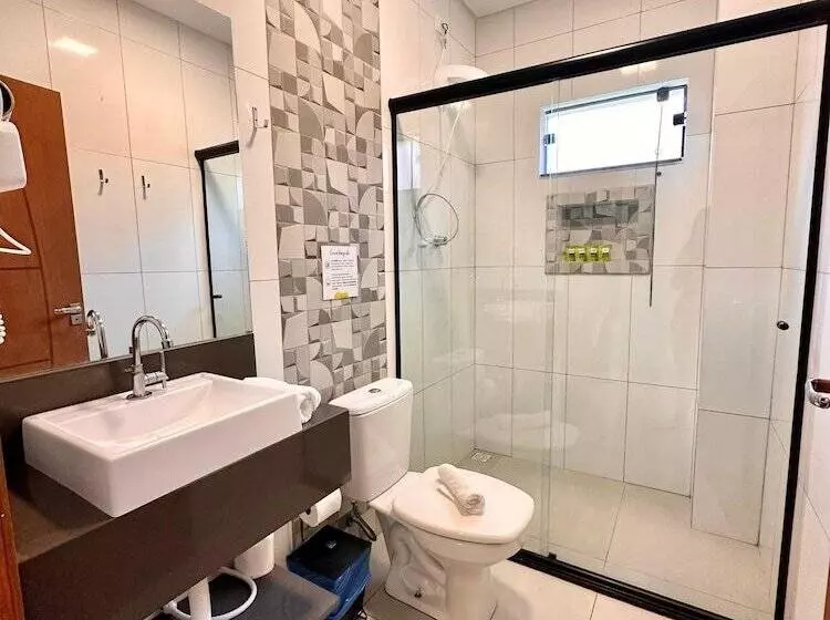 پانسیون Pousada Villa Vantino