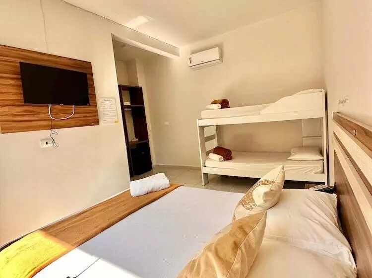 پانسیون Pousada Villa Vantino