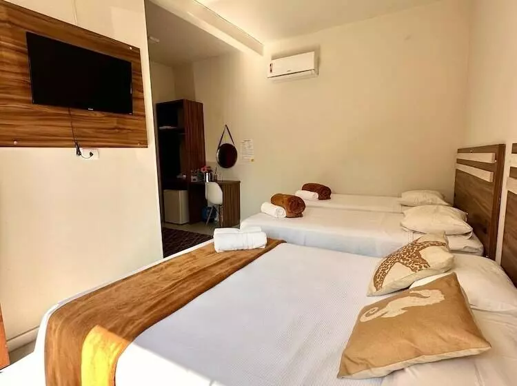 پانسیون Pousada Villa Vantino