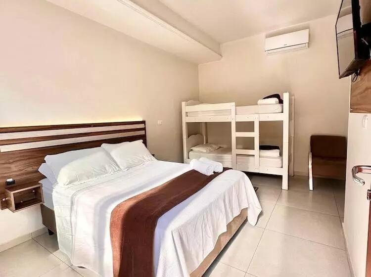 پانسیون Pousada Villa Vantino