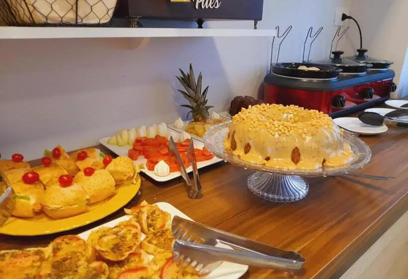 پانسیون Pousada Villa Vantino