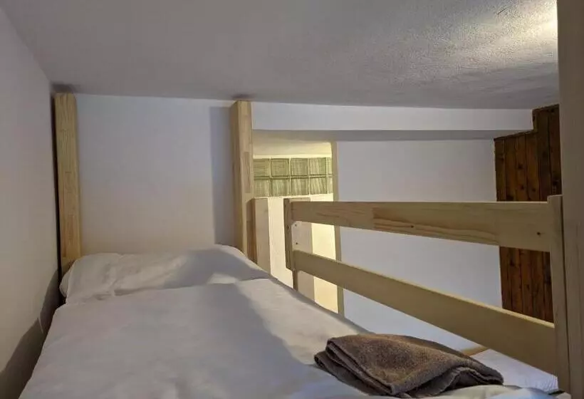 Retkeilymaja Chata   Dom Horskej Služby Jasna