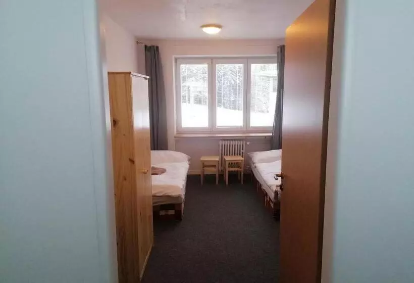 Retkeilymaja Chata   Dom Horskej Služby Jasna