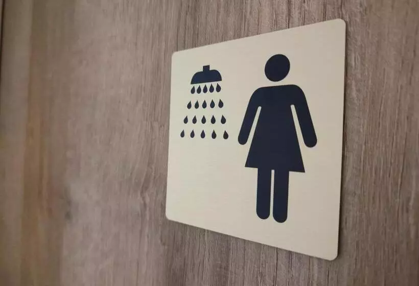 Retkeilymaja Chata   Dom Horskej Služby Jasna