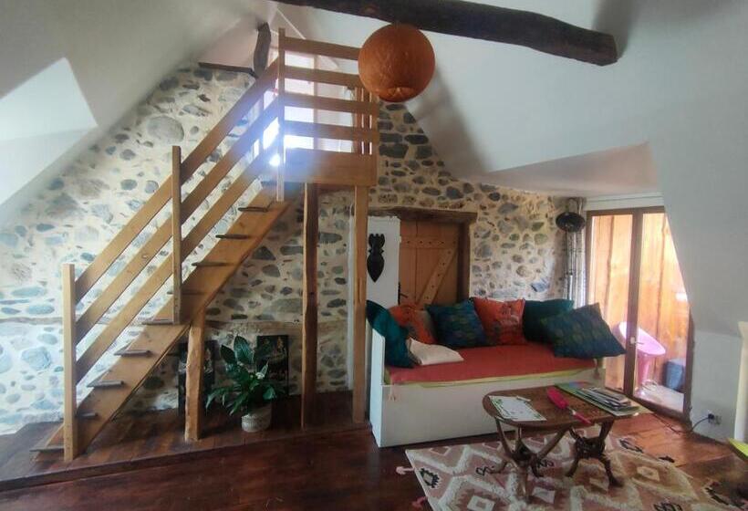 ベッドアンドブレックファースト Chambres D Hôtes Les Chatougoulis