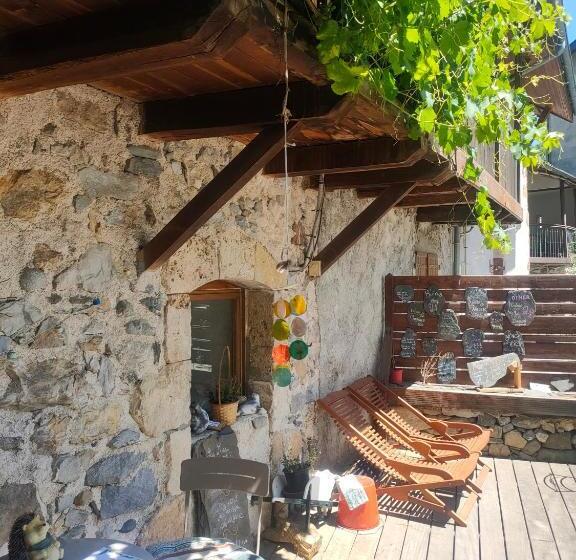 ベッドアンドブレックファースト Chambres D Hôtes Les Chatougoulis