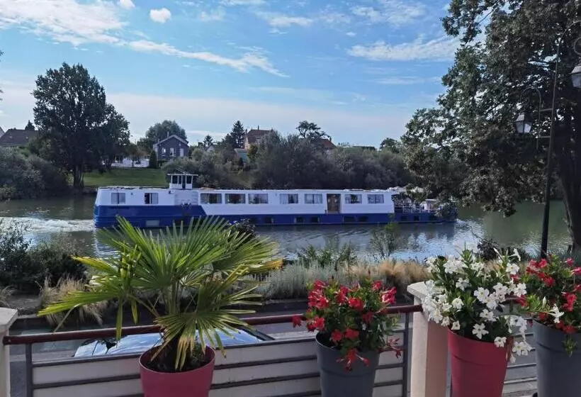 Aamiaismajoitus (B&B) Les Pingouins De La Marne