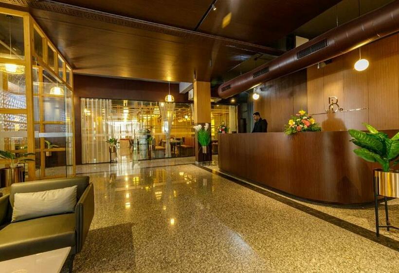 ホテル Benale International