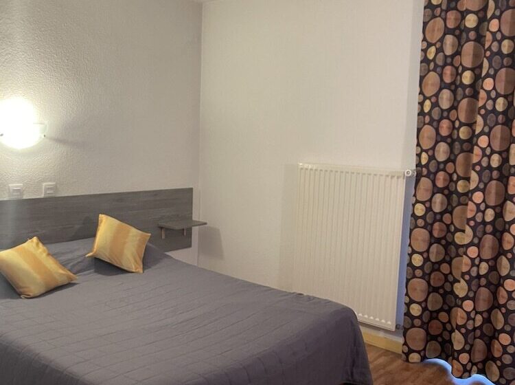 בית מלון כפרי De La Gare