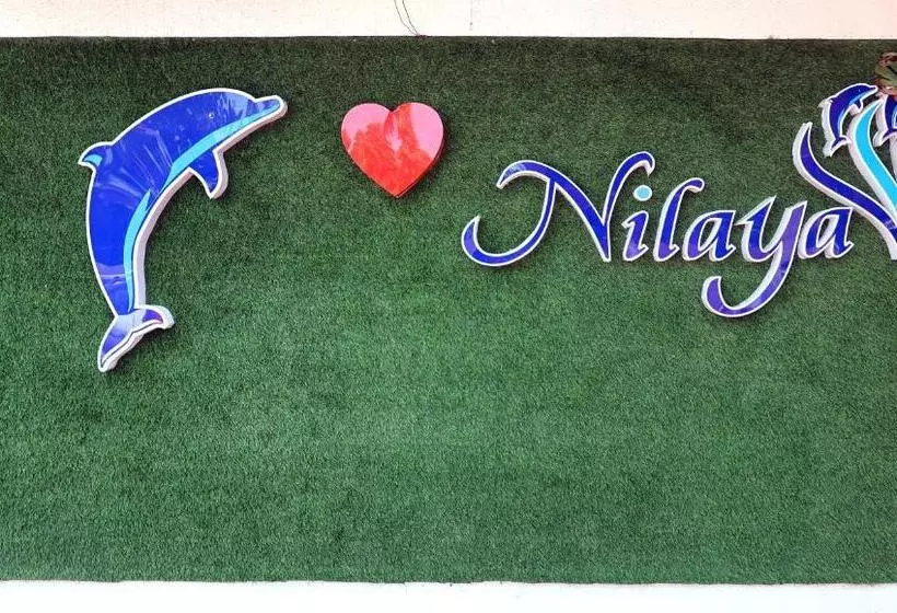 ホテル Nilaya Nest Away