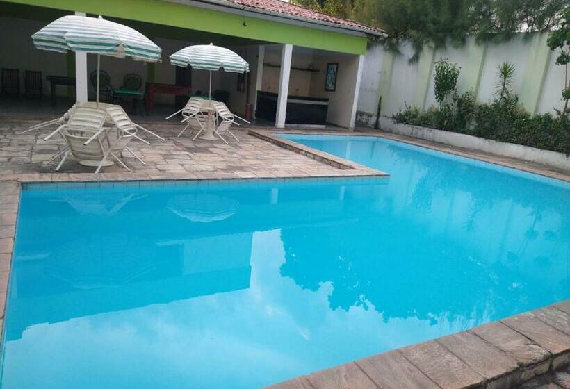 فندق Victor S Center