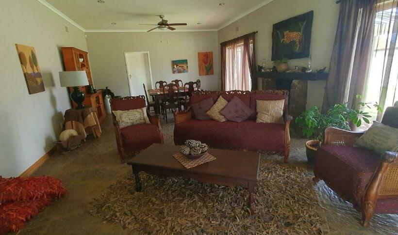 호텔 Berlouri Guest House