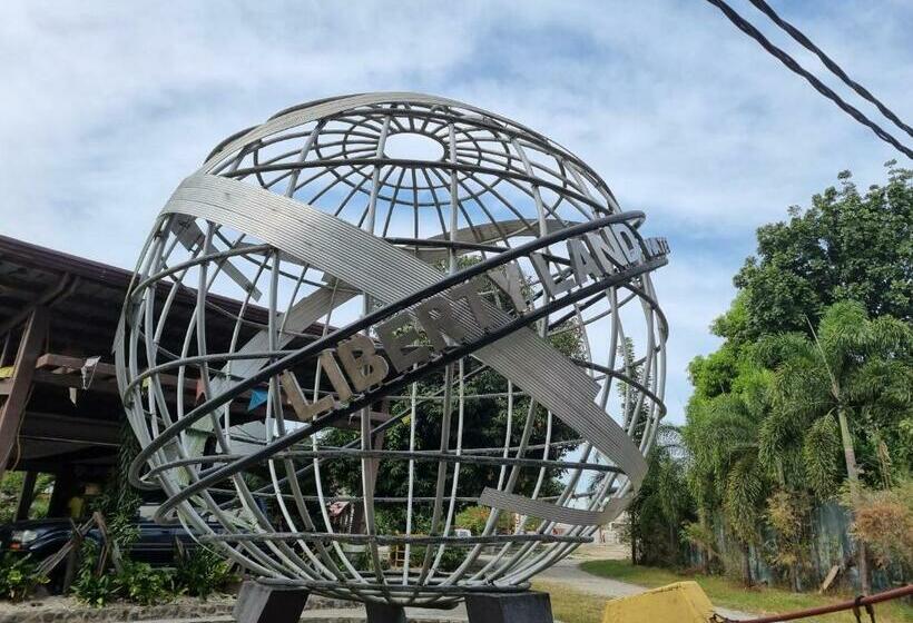 Libertyland Waterpark Resort By Cocotel