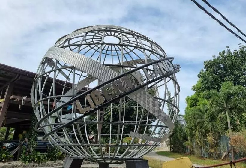 Libertyland Waterpark Resort By Cocotel