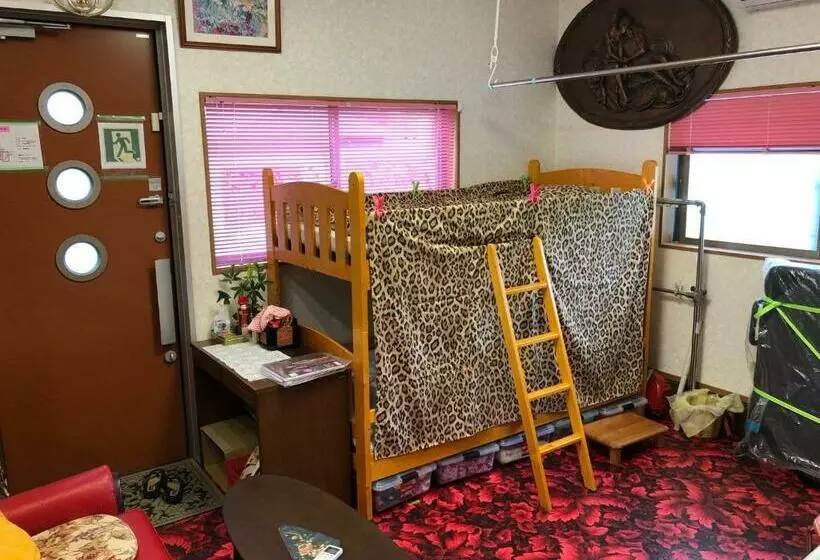 Majatalo Guest In Shallman