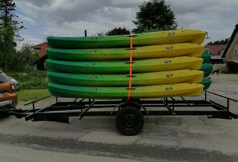 Retkeilymaja Best Price #b Le Schiste 7x Room