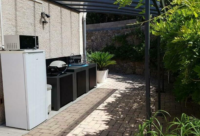 ベッドアンドブレックファースト Le Mas Des Hibiscus