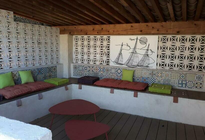 ベッドアンドブレックファースト Le Mas Des Hibiscus