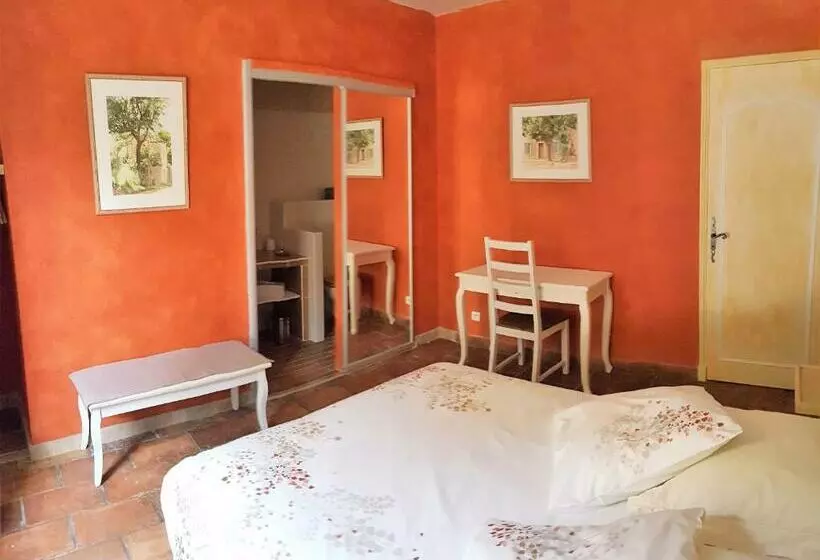 ベッドアンドブレックファースト Le Mas Des Hibiscus