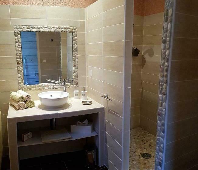 ベッドアンドブレックファースト Le Mas Des Hibiscus