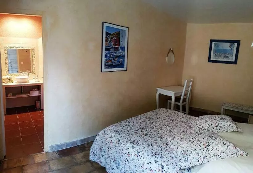 ベッドアンドブレックファースト Le Mas Des Hibiscus