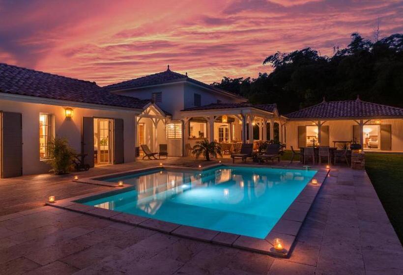 هتل Habitation Saint Charles Hôtel De Charme & Spa