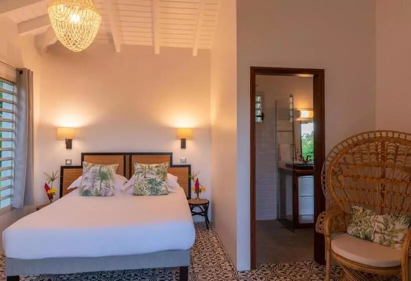 هتل Habitation Saint Charles   Hôtel De Charme & Spa