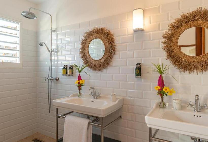 هتل Habitation Saint Charles Hôtel De Charme & Spa