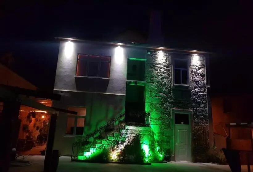 پانسیون Garden Place Alojamento Local