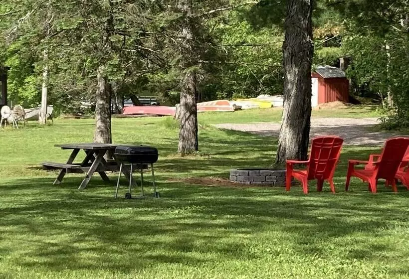 ペンション Musky Joes Twin Pines Resort