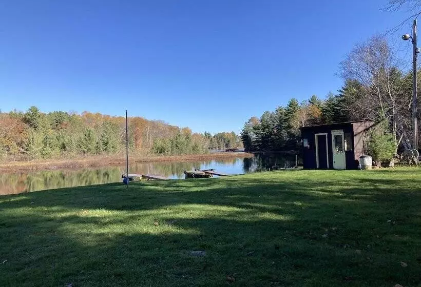 ペンション Musky Joes Twin Pines Resort