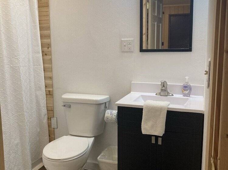 بنسيون Musky Joes Twin Pines Resort