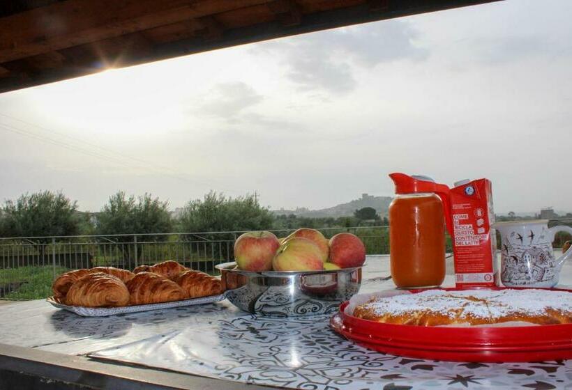 פנסיון Ranch Simeto