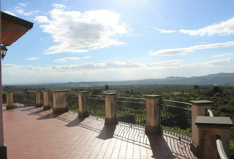 פנסיון Ranch Simeto