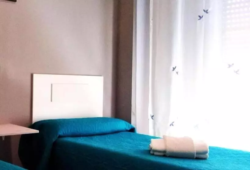 پانسیون Vacansis Habitaciones De Hostal A Primera Linea De Playa En Cullera