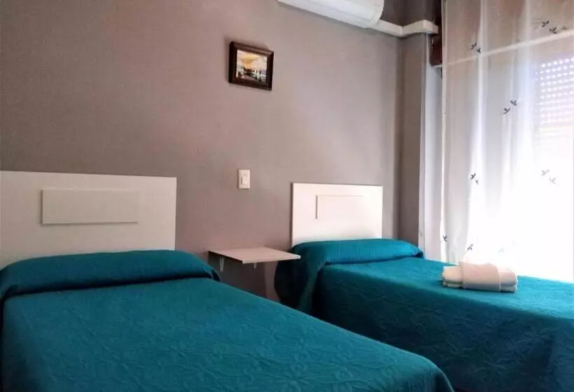 پانسیون Vacansis Habitaciones De Hostal A Primera Linea De Playa En Cullera