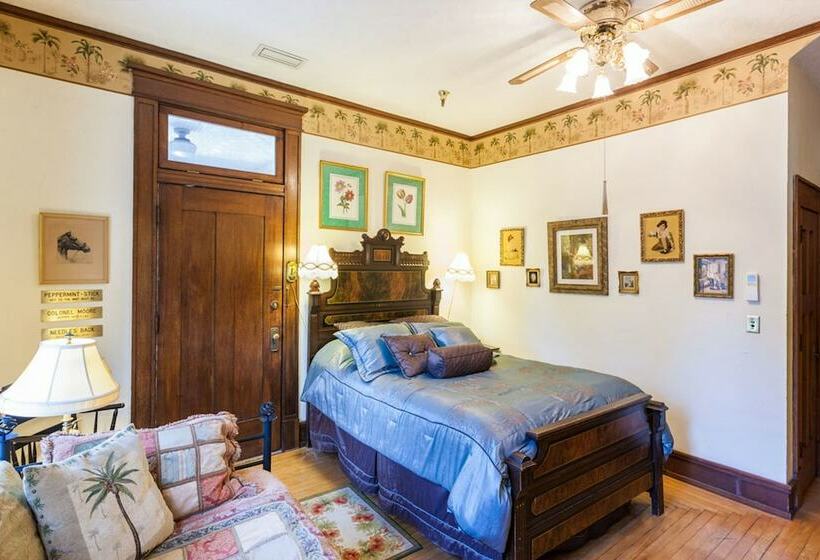 Herlong Mansion Bed & Breakfast