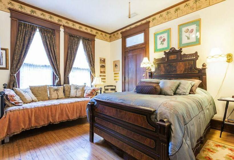 Herlong Mansion Bed & Breakfast
